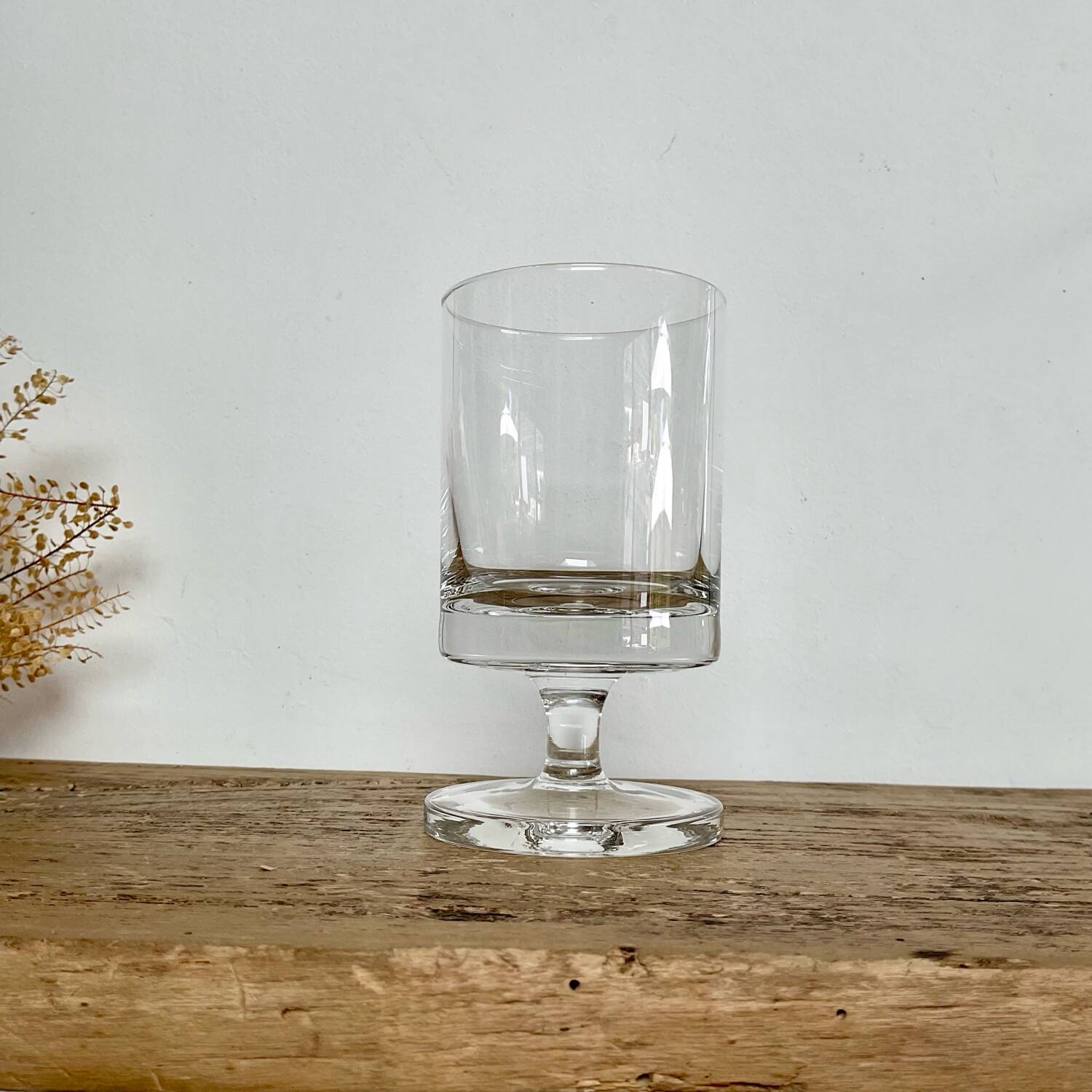 6 vintage wine glasses