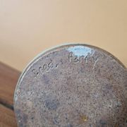 Vase, bouteille, soliflore en grès émaillé vert, Fred Ferry