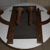 Paire d'appliques murales en fer