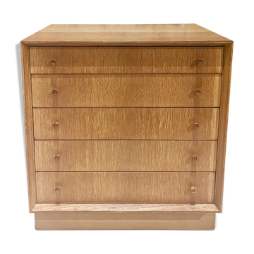 Oak chest of drawers