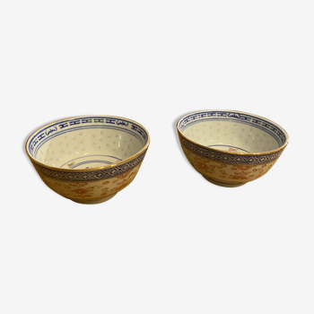 Lot of two Chinese bowls