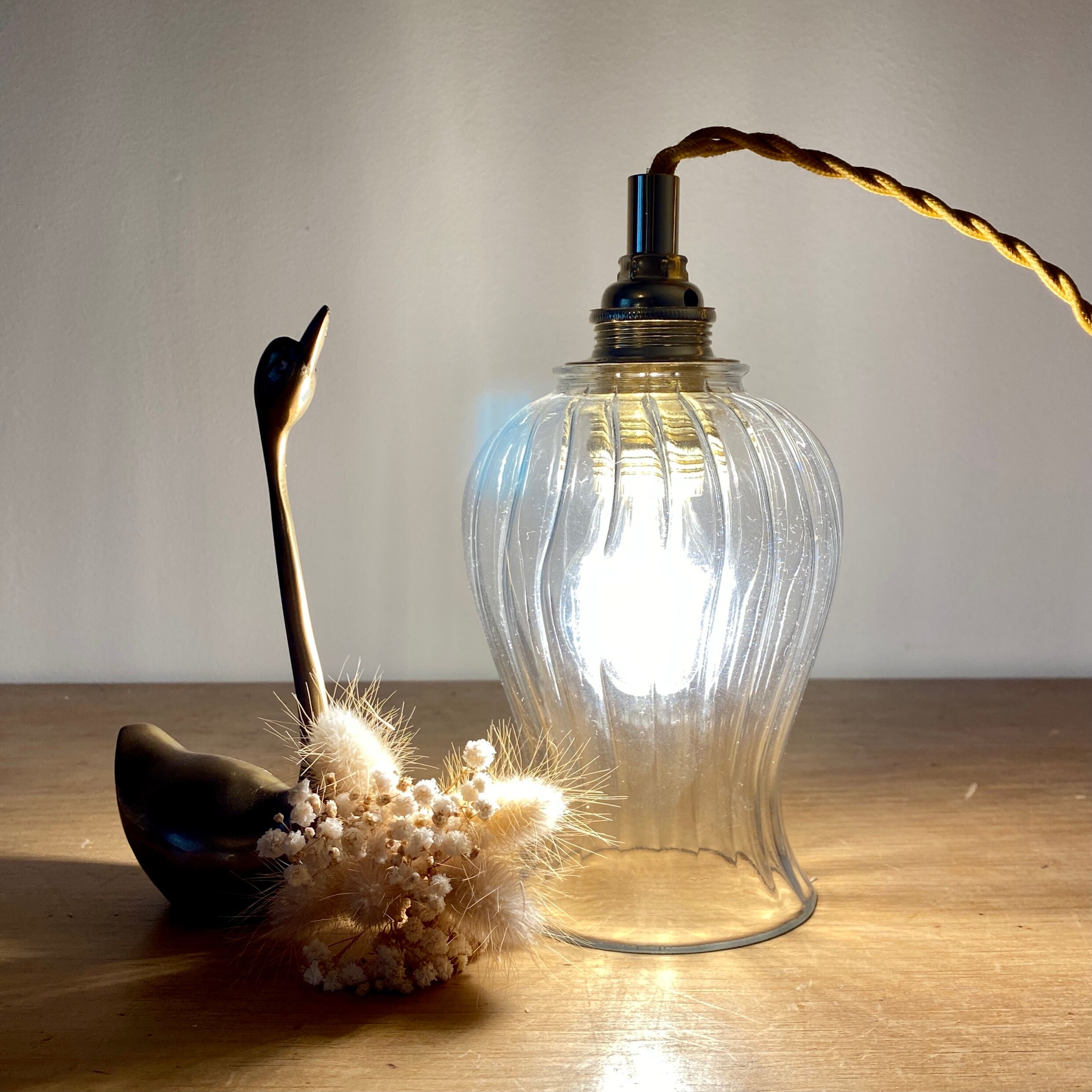 Vintage glass tulip lamp