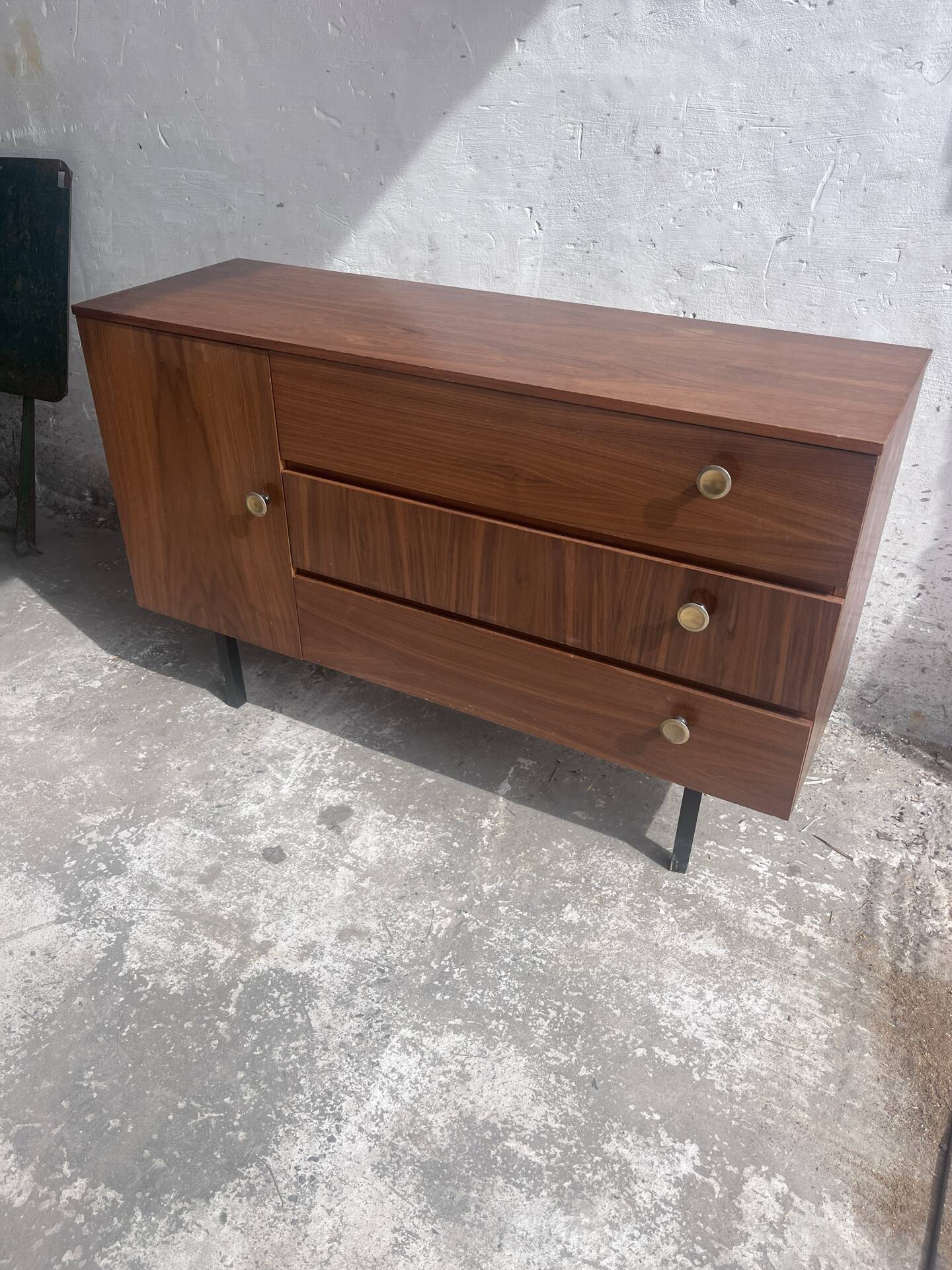Commode vintage en noyer DDR, années 1960