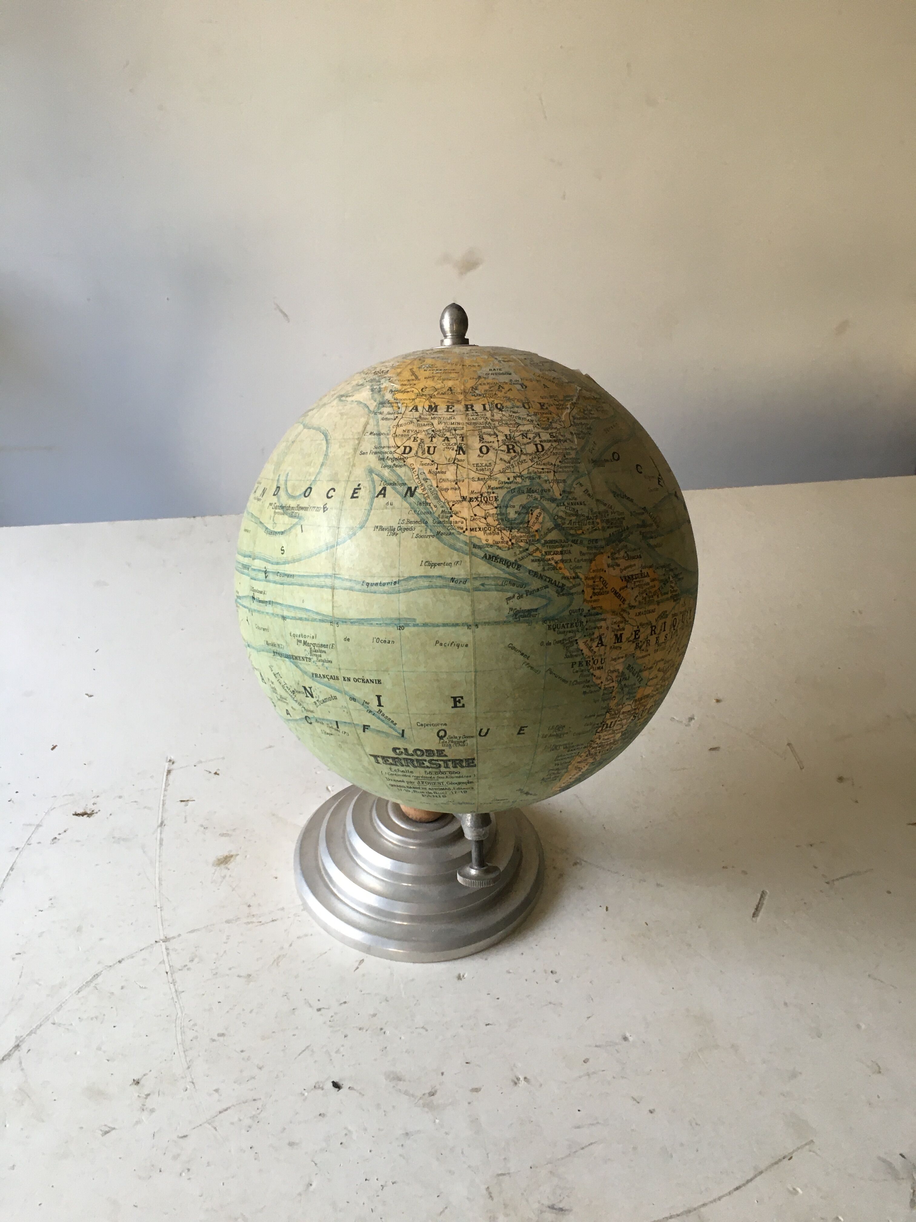 Globe