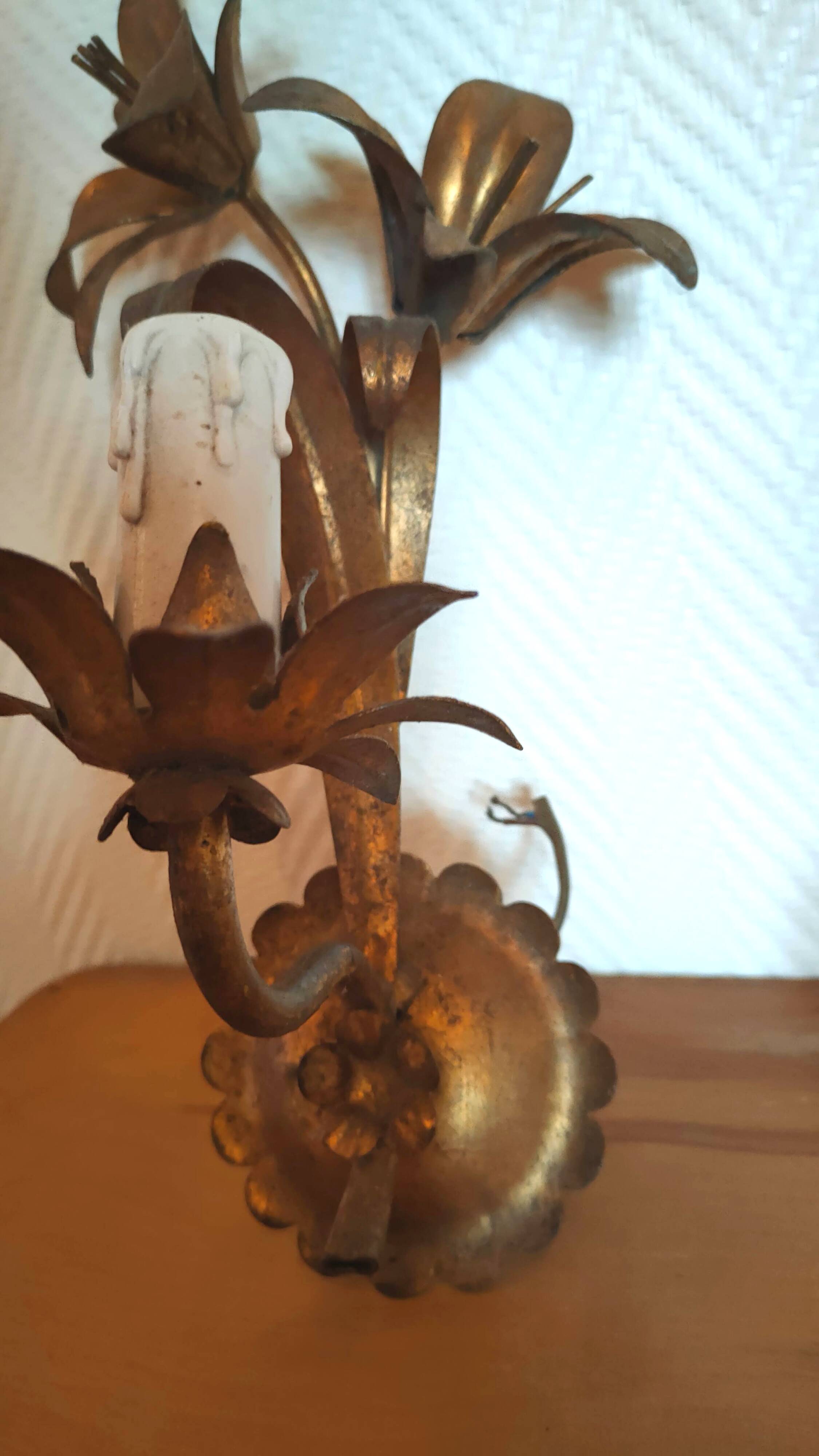 Pair of lily flower sconces in gilded metal design 60s
