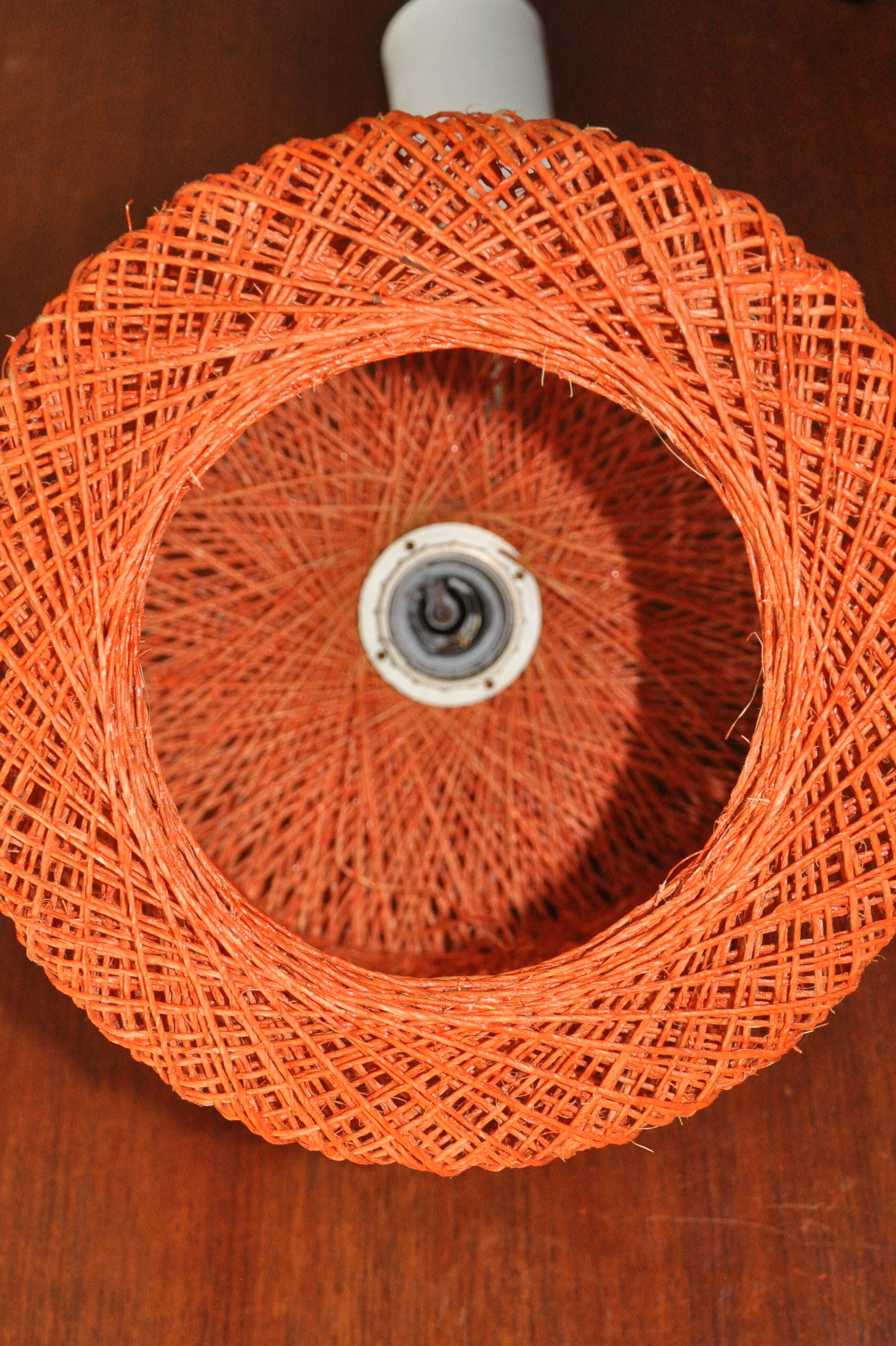 Hanging lamp in braided orange threads 50