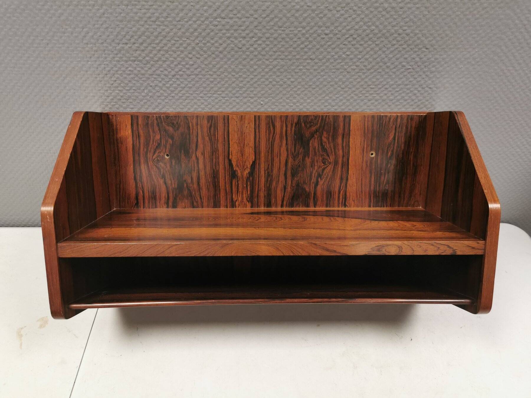 Wall-mounted bedside table in rosewood, Danish 1960-70s.