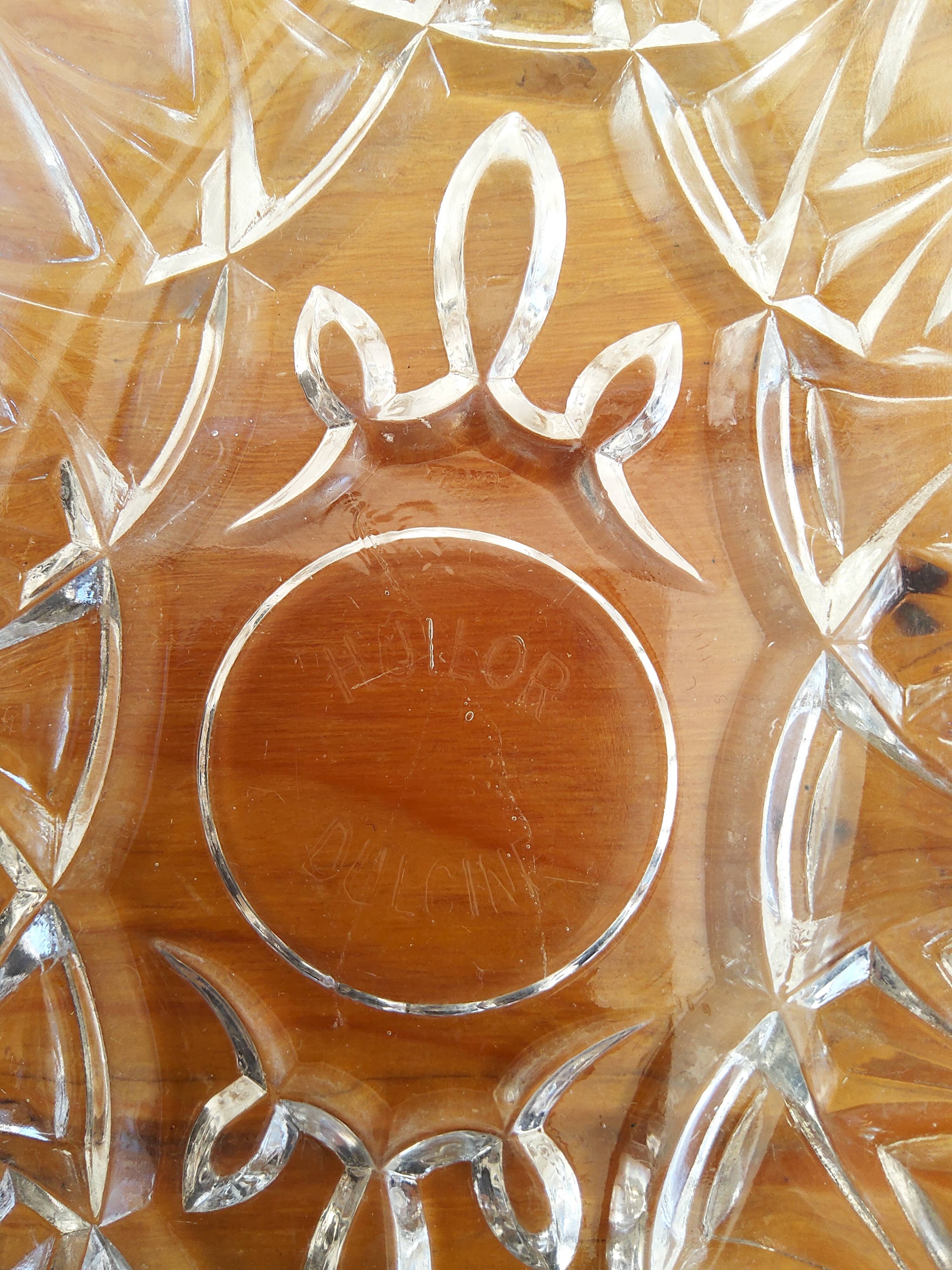 Servant aperitif Huilor Dulcine in vintage glass