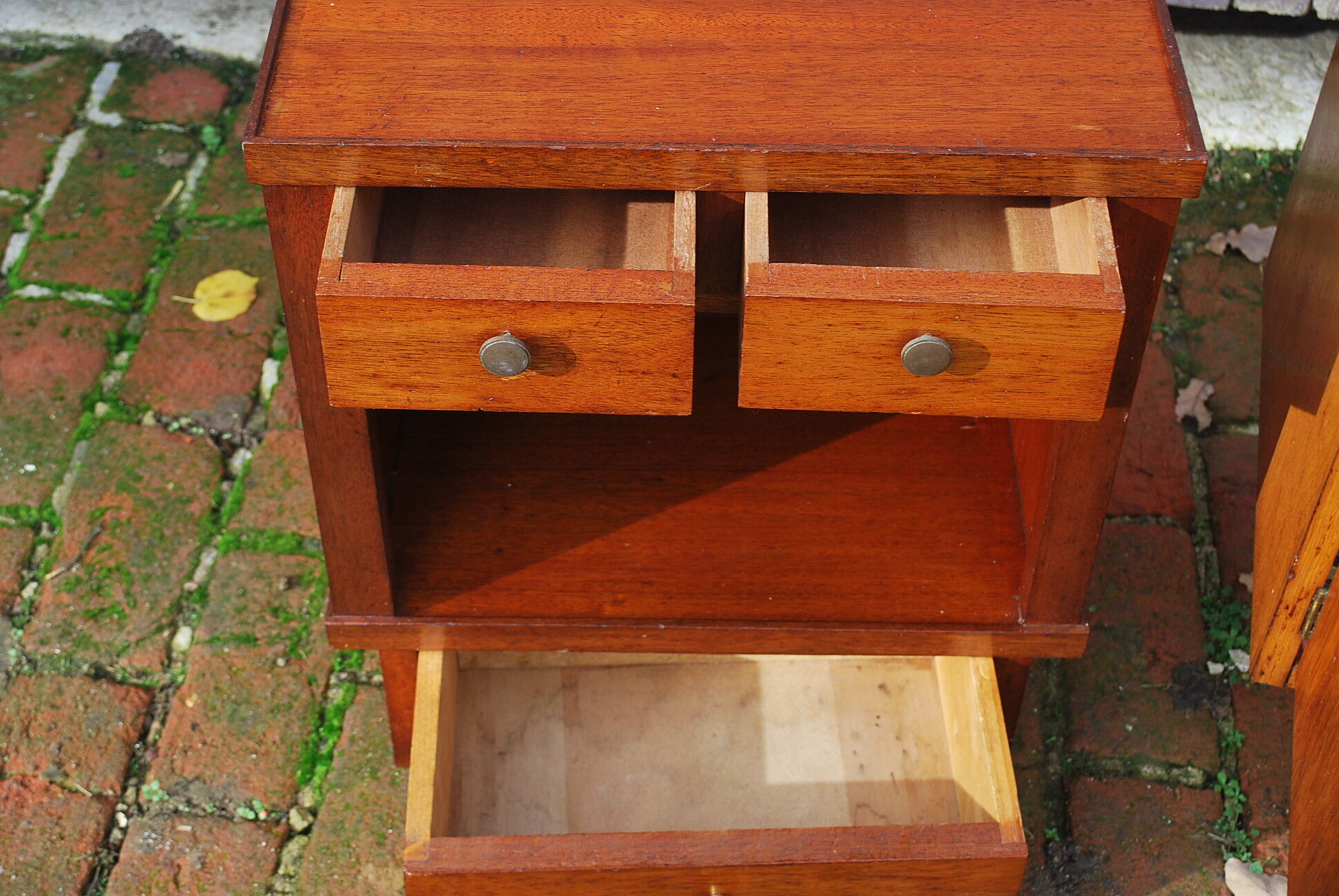 Duo of bedside of the 60s