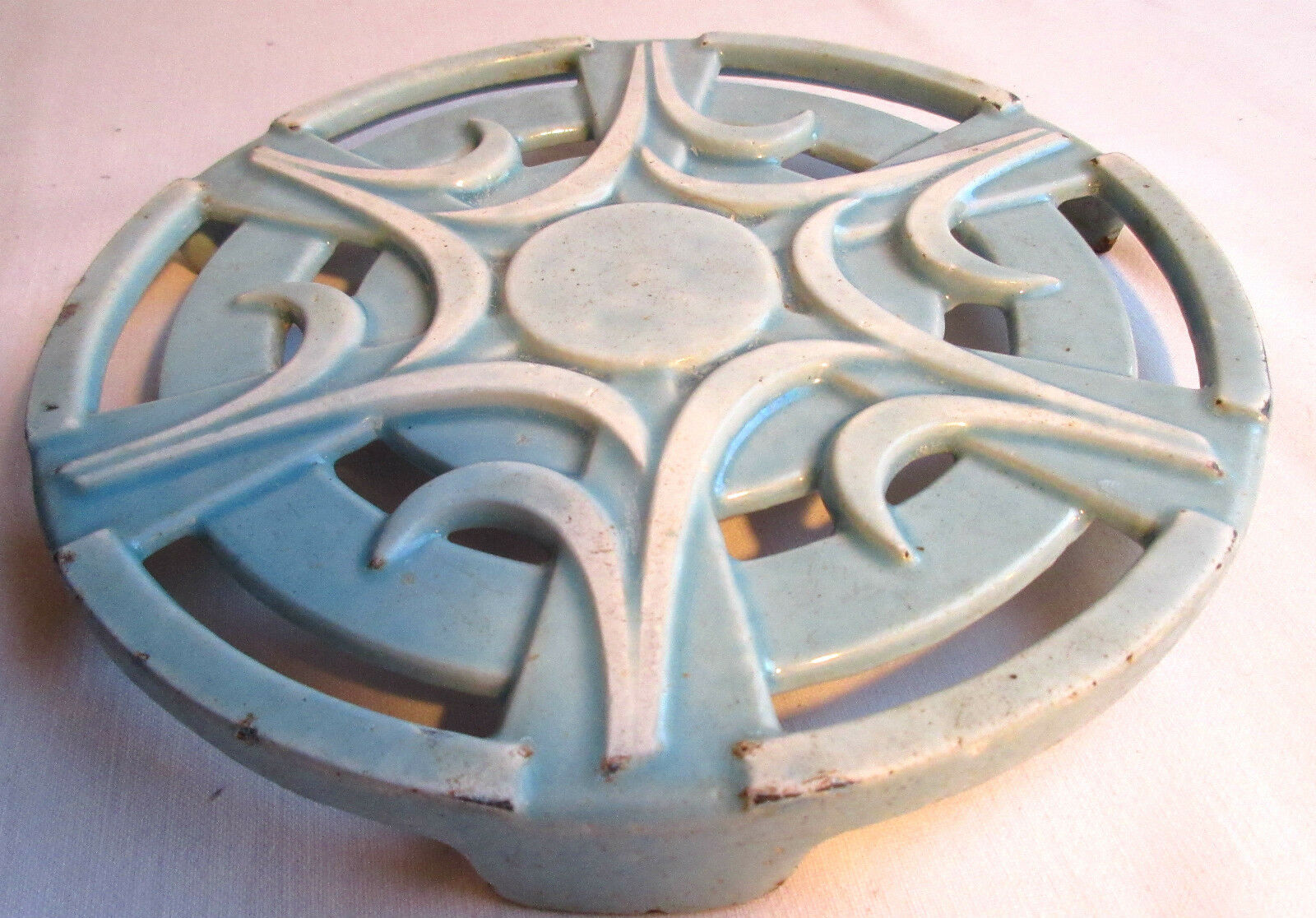 Art deco flat bottom blue and white star enamelled cast