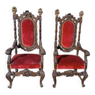 Pair of antique armchairs, carved in walnut