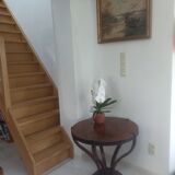 Round table Art Deco mahogany veneer on a tulip-shaped base