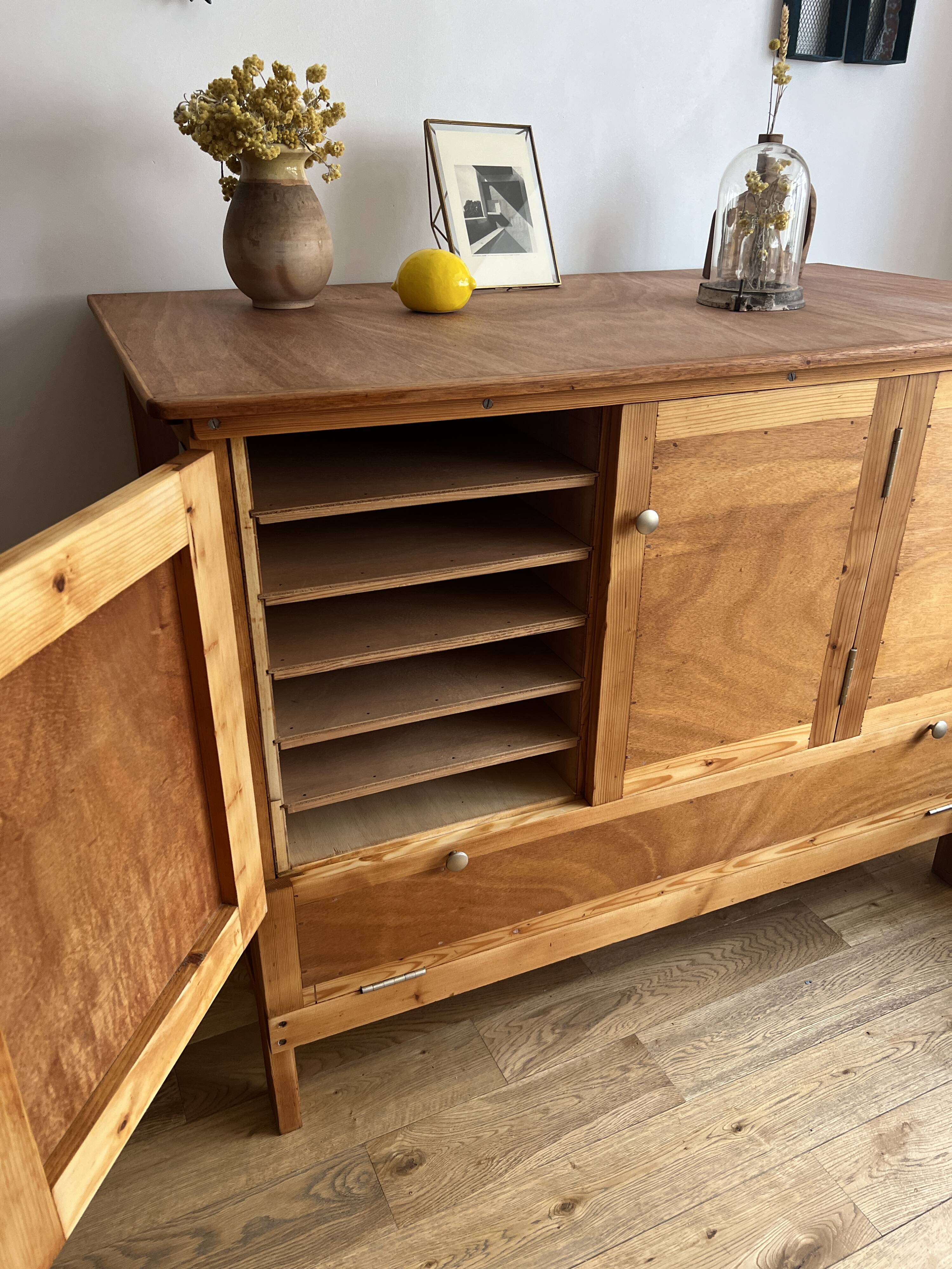 Workshop furniture, printing storage