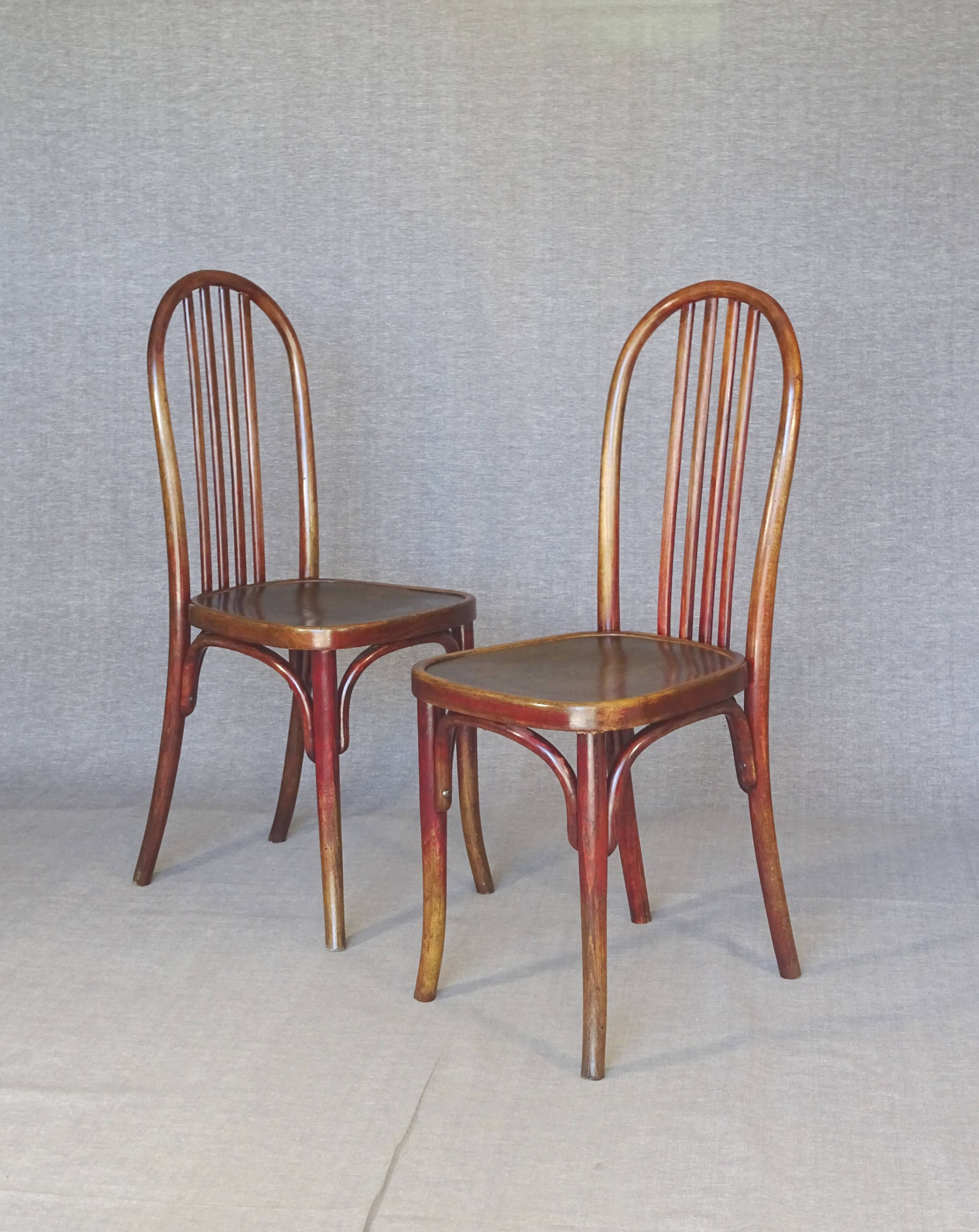 Six bistro chairs, by KOHN, 1925 - not Thonet -