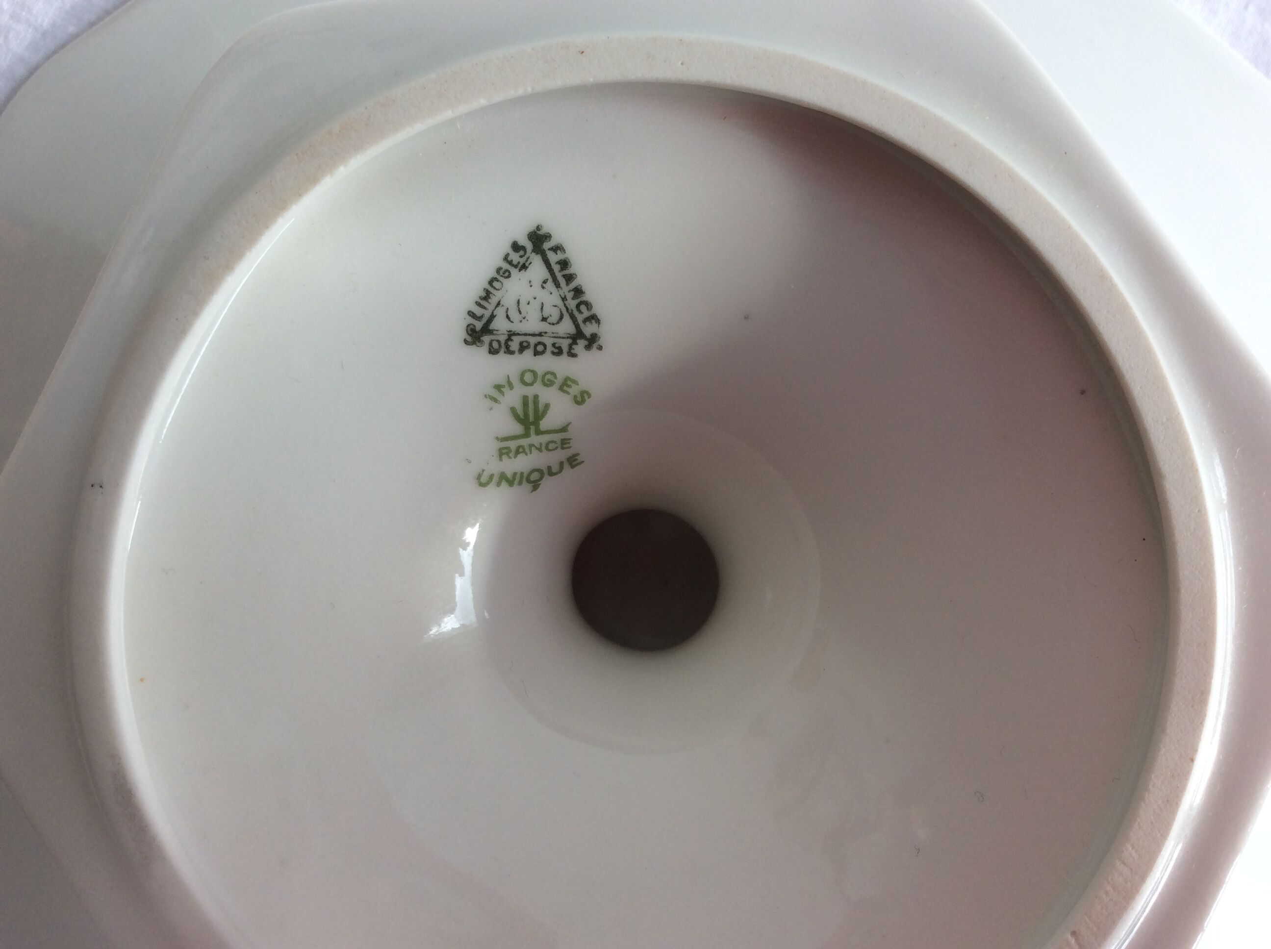 Servant dish on porcelain pedestal Limoges MC