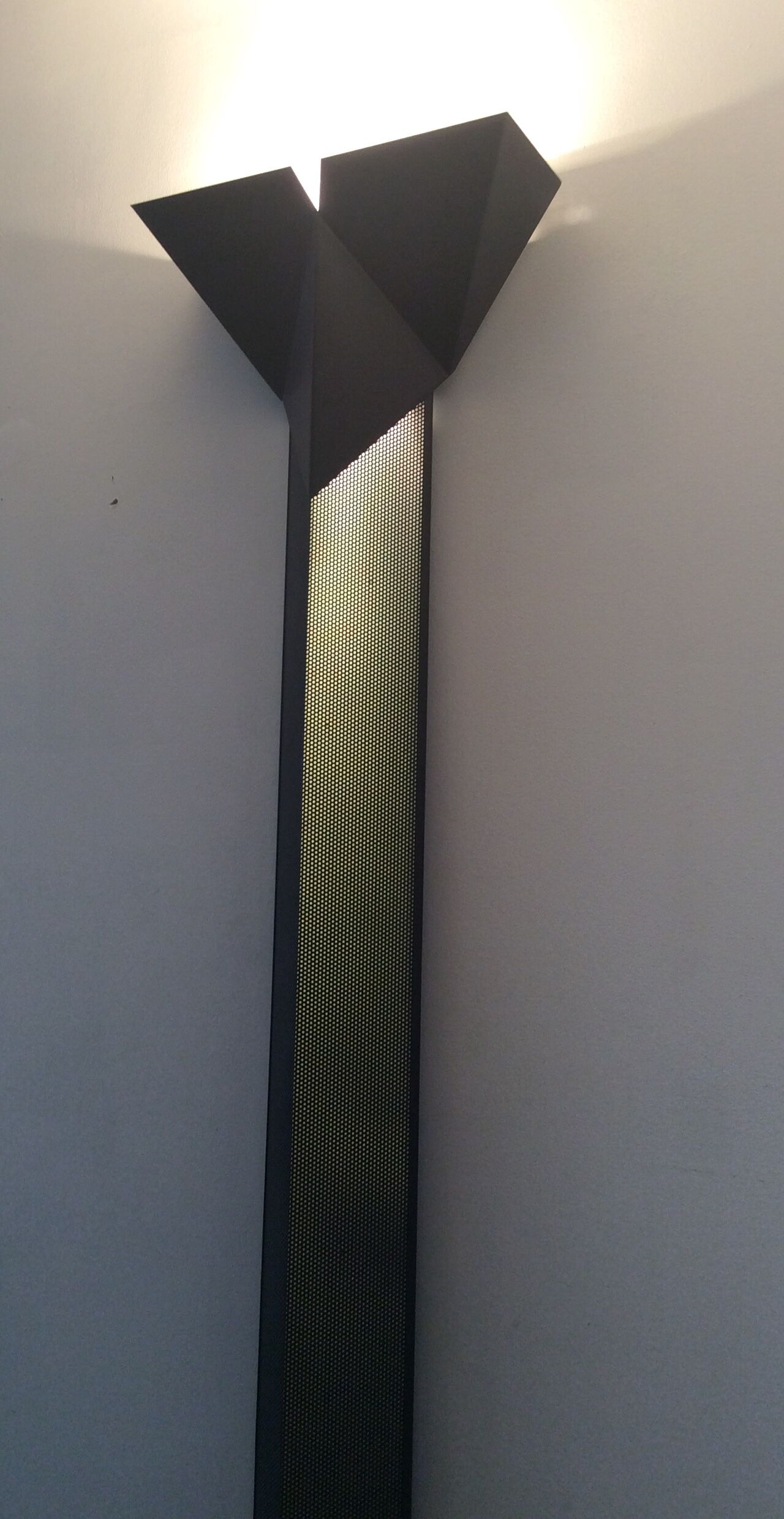 Vintage 80 wall lamp in perforated metal