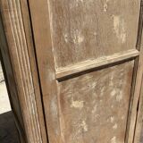 Armoire bonnetière parisienne