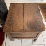 Antique 18th century chest of drawers