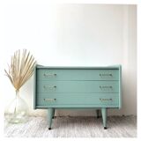 Vintage dresser