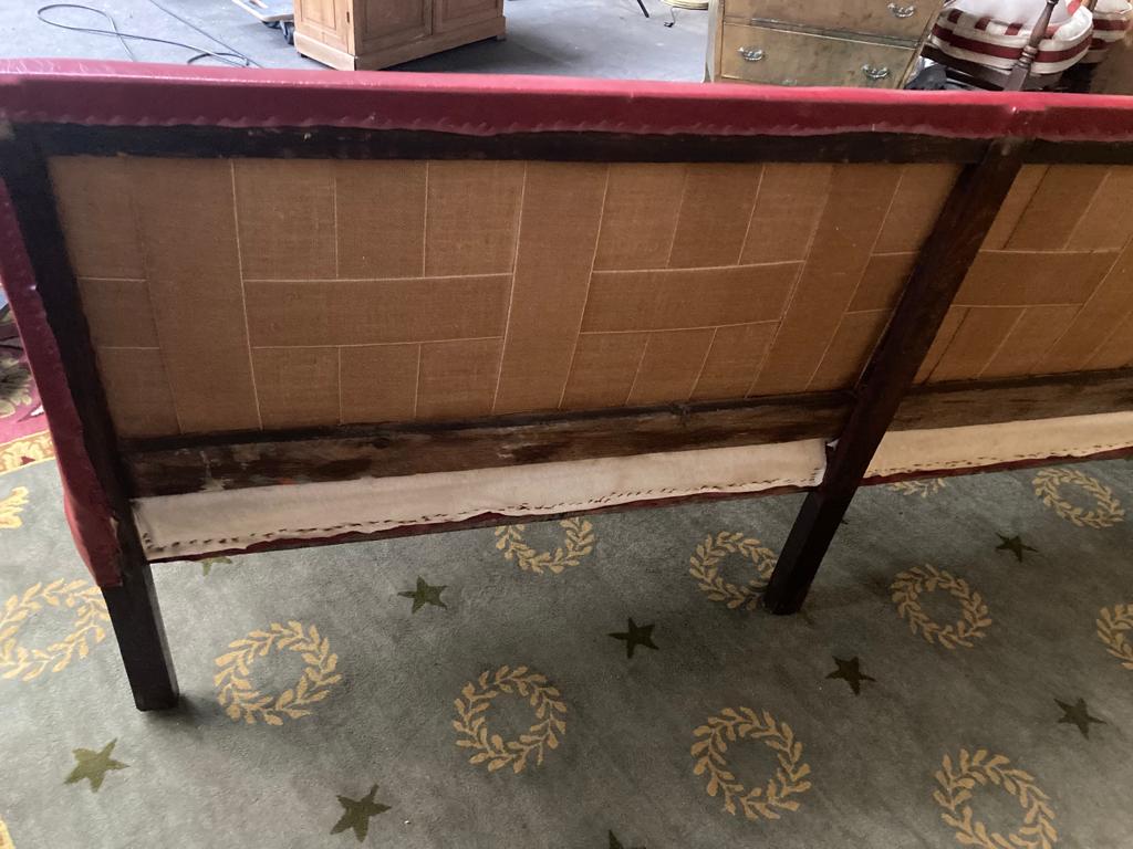 Bistro bench - red skaï brasserie 1900