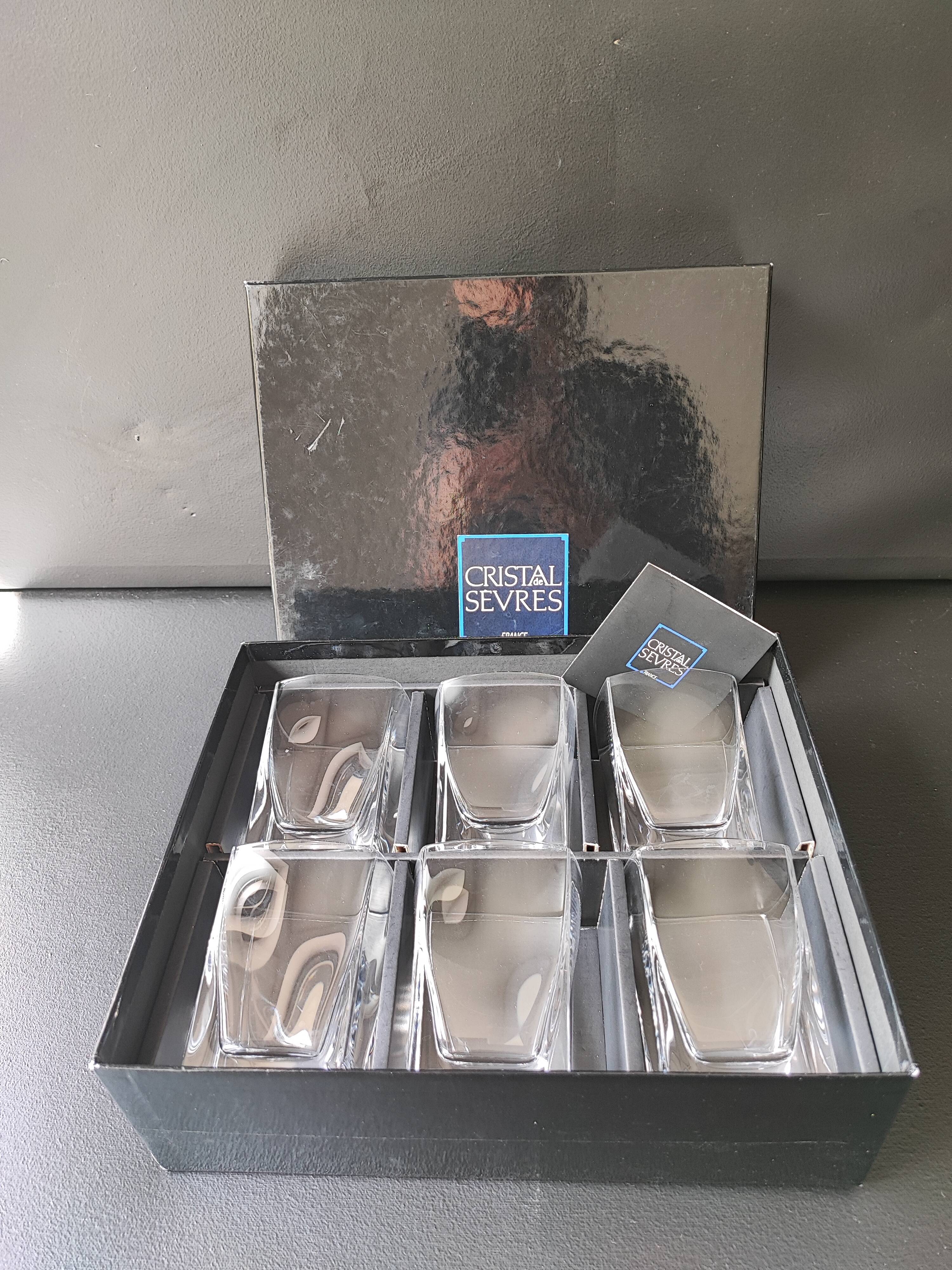 CRYSTAL WHISKY GLASS