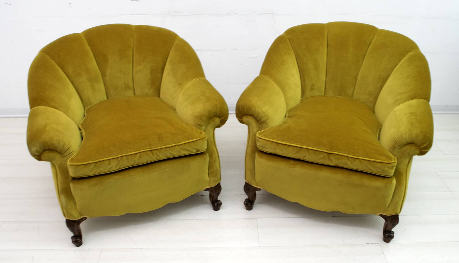 Pair of Mid-Century Modern Italian Velvet Armchairs, 1950s