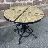 Table d'appoint table pied central guéridon Art Nouveau bois courbé 1980s