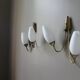 Paire d'appliques doubles vintage laiton & opaline