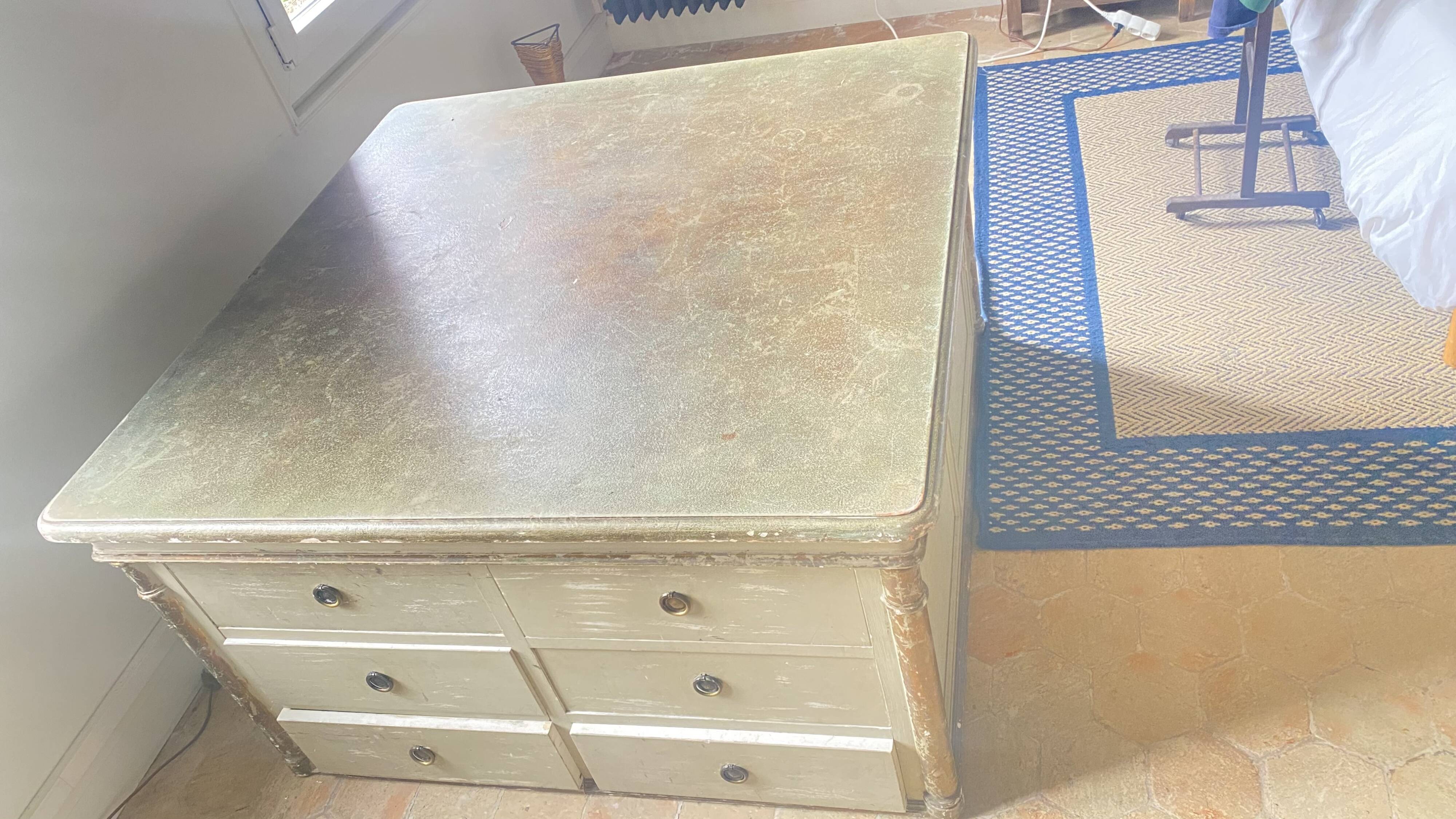 Old wooden workshop furniture – tabletop