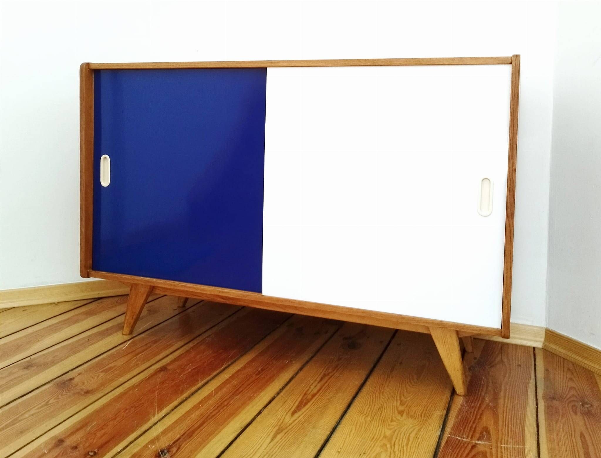 Czechoslovakian Cabinet attributed to J. Jiroutek for Interior Prague, 1960s