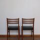 Paire de chaises scandinaves skaï noir