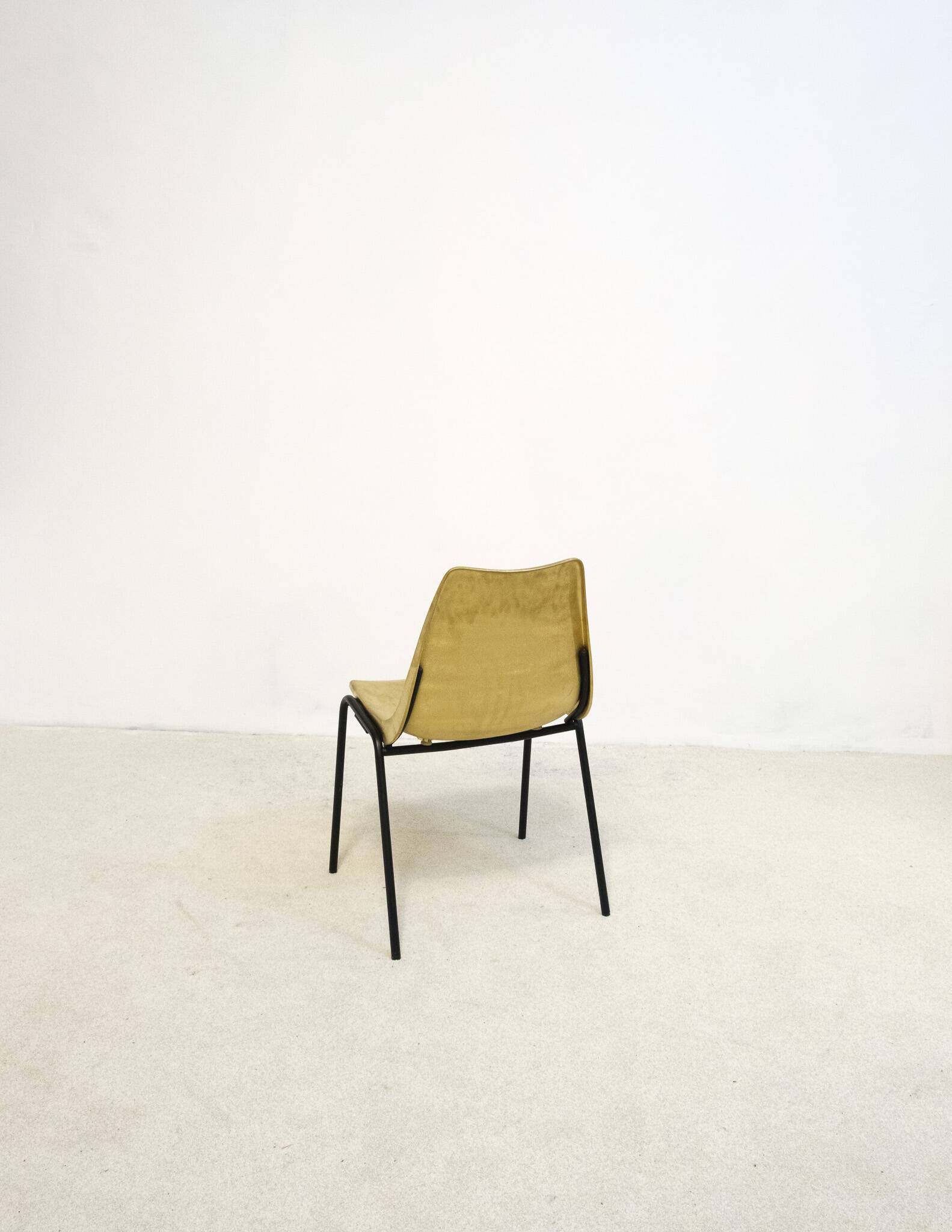 Vintage golden molded stacking chair from Hiller, Germany