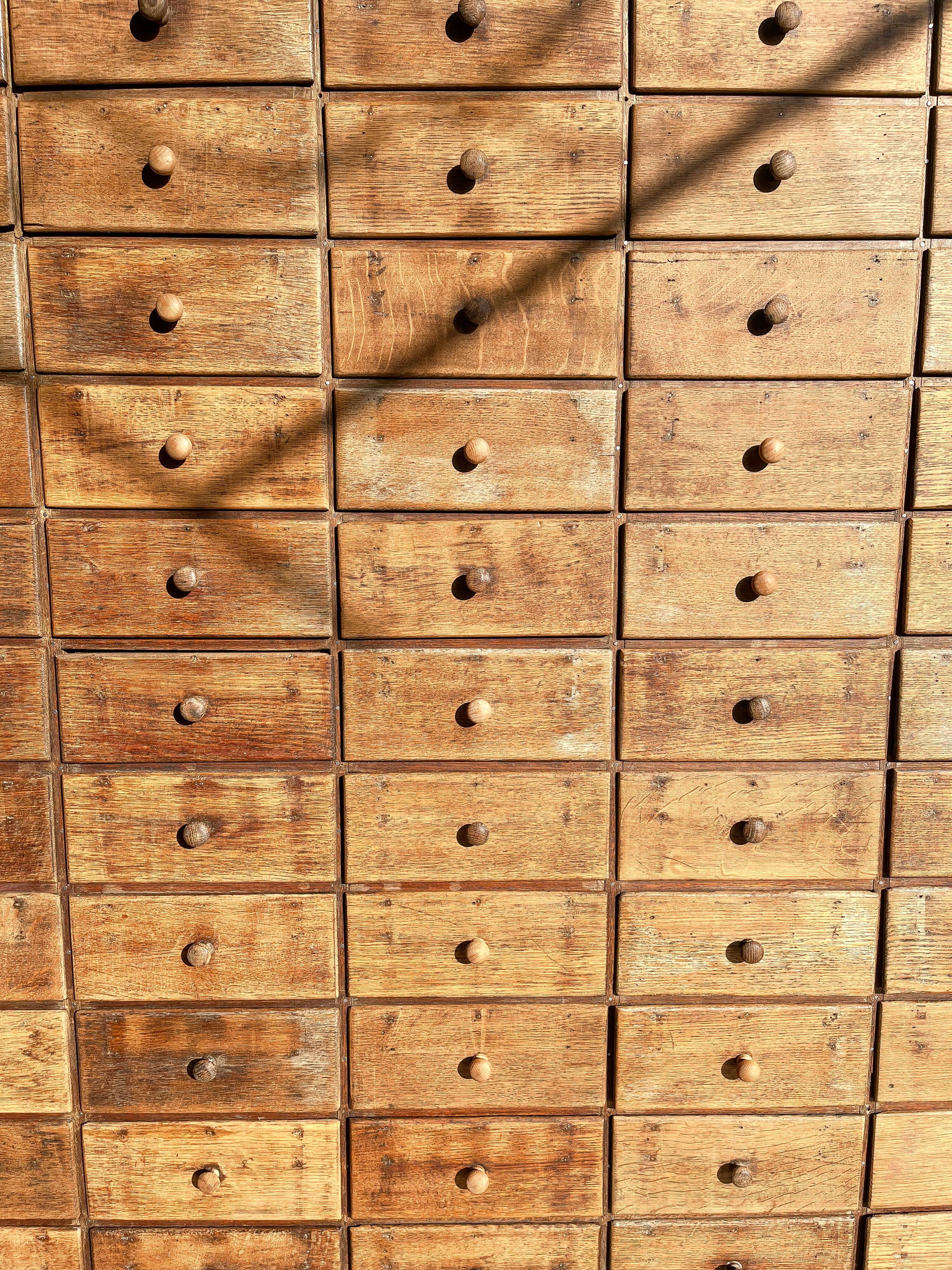 Old hardware trade furniture