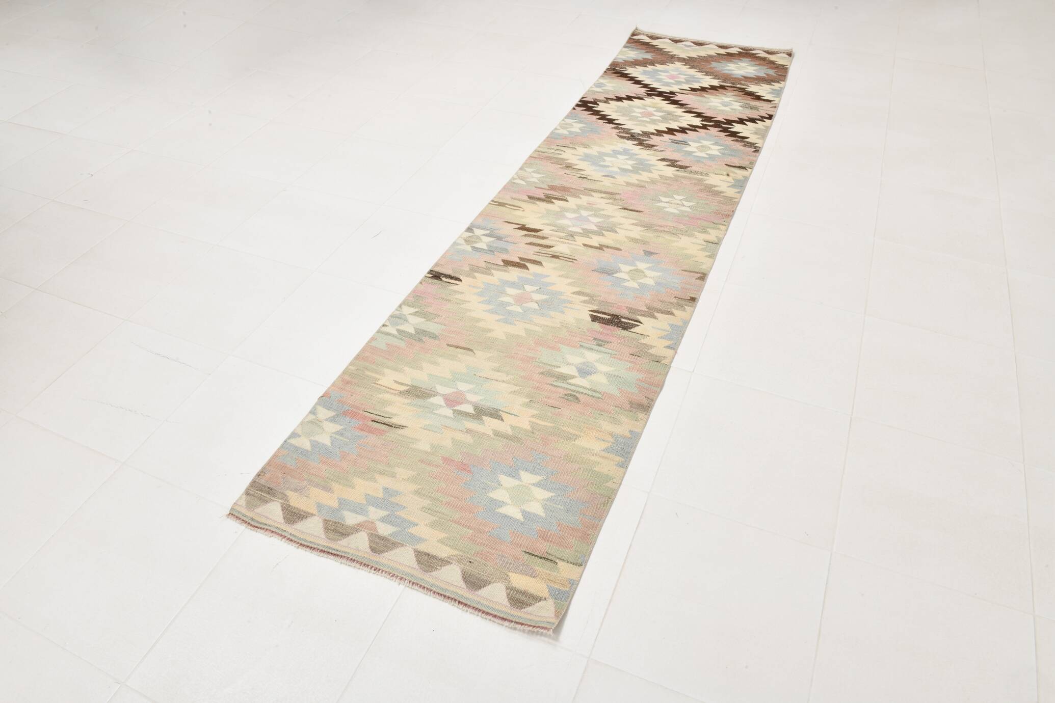 3x10 Pink & Cream Vintage Kilim Runner Rug, 81x306Cm