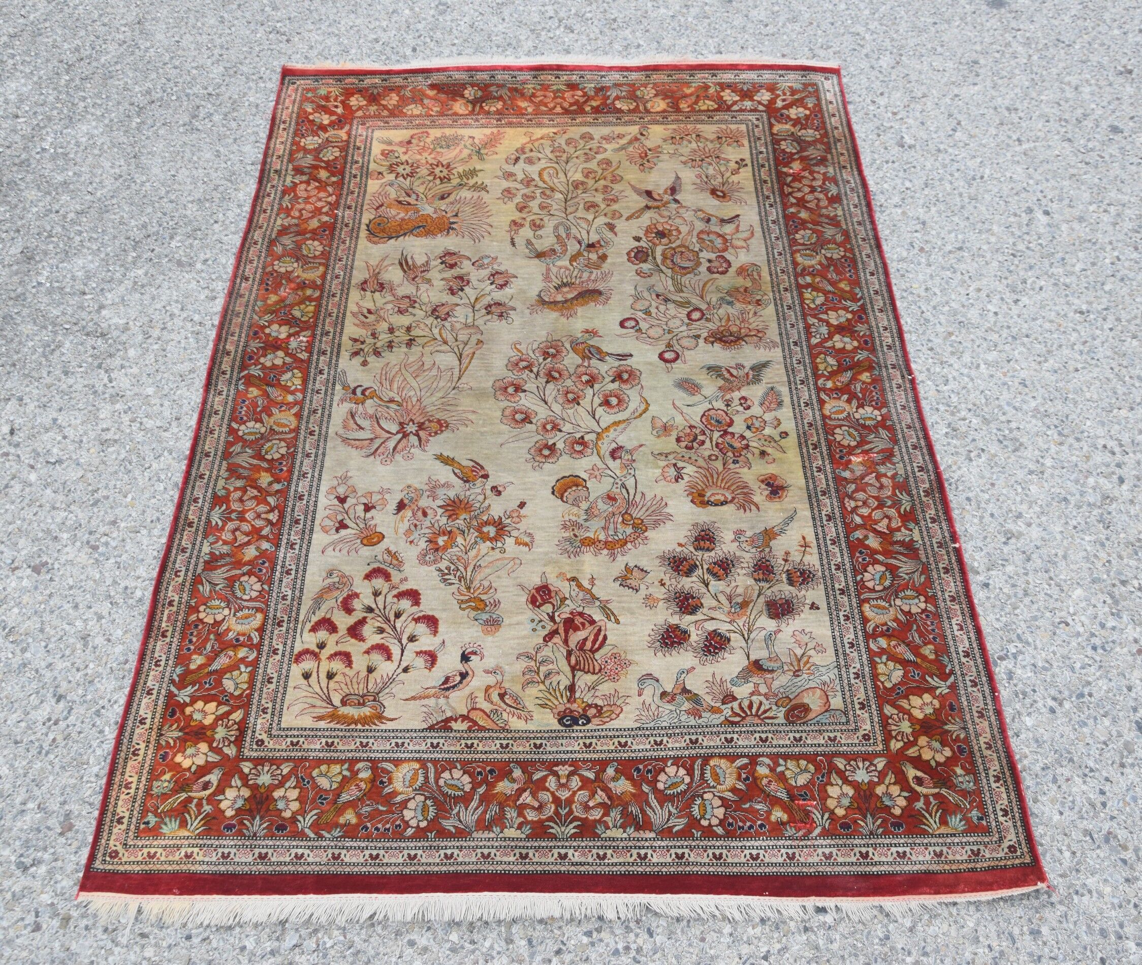 Oriental carpet ghoum-qom silk iran persian : 0.98 X 1.48 M
