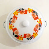 Small metal enamelled casserole China