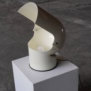 Large “Pileo Mezzo” table lamp by Gae Aulenti for Artemide, Italy 1970s