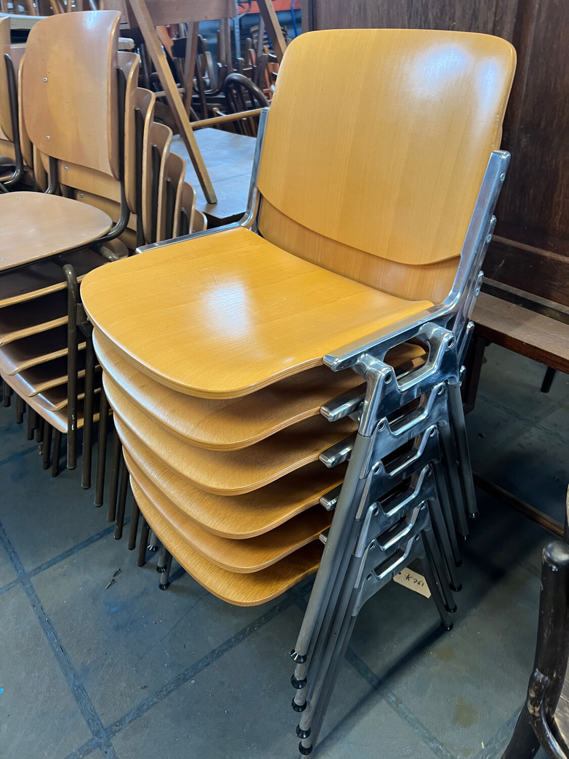 Lot de 6 chaises G. Piretti pour Castelli