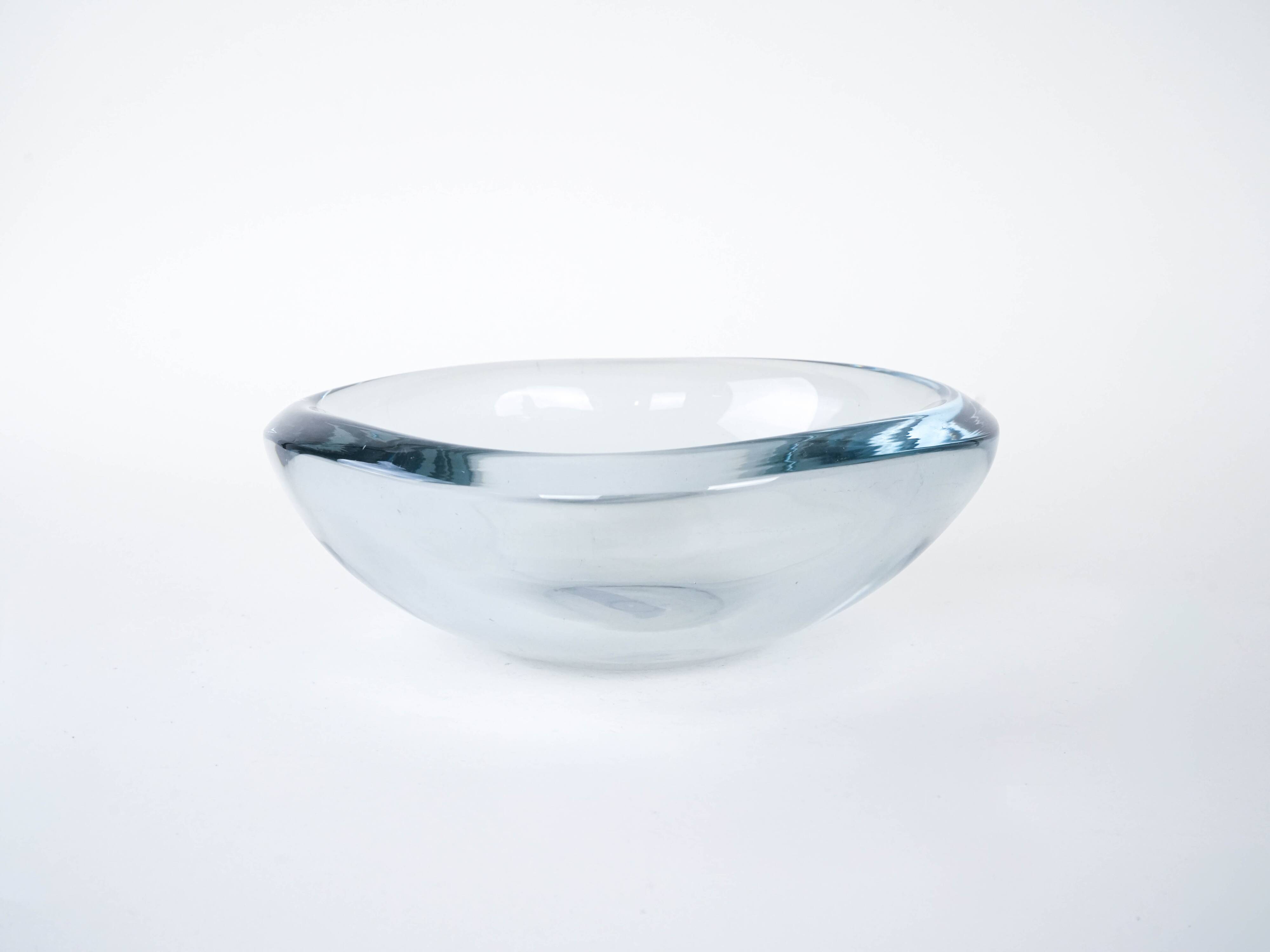 Glass bowl, Danish design, 1960s, manufactured by Holmegaard