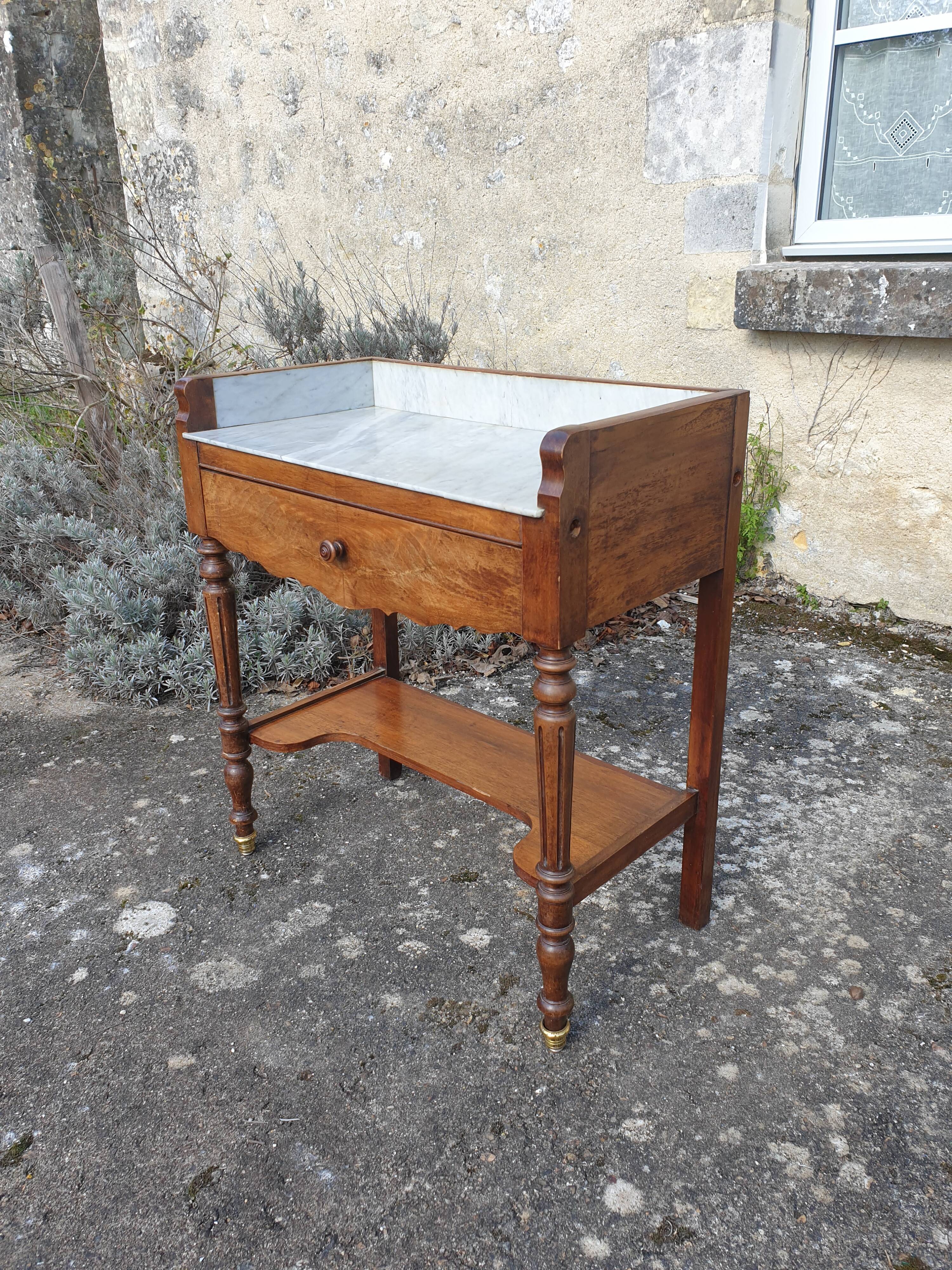 White marble dressing table