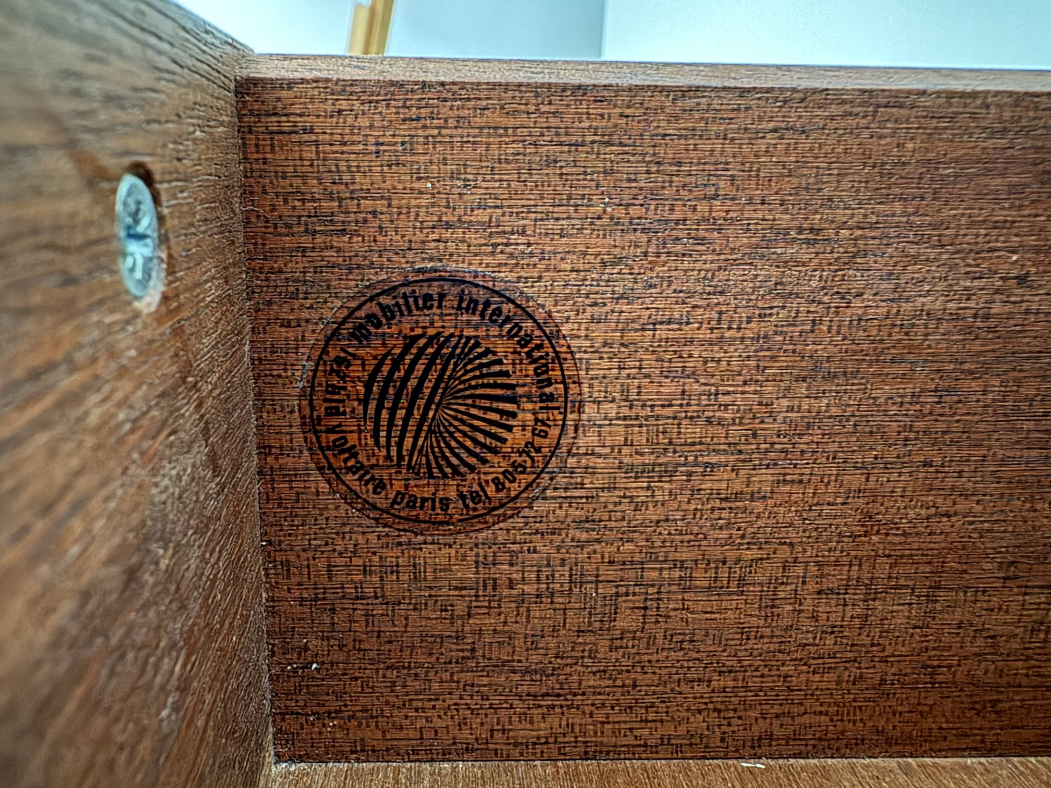 George Nelson's "CSS" wall-mounted bookcase for Herman Miller / furniture