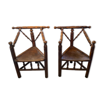 Paire de chaises de tourneur tripode
