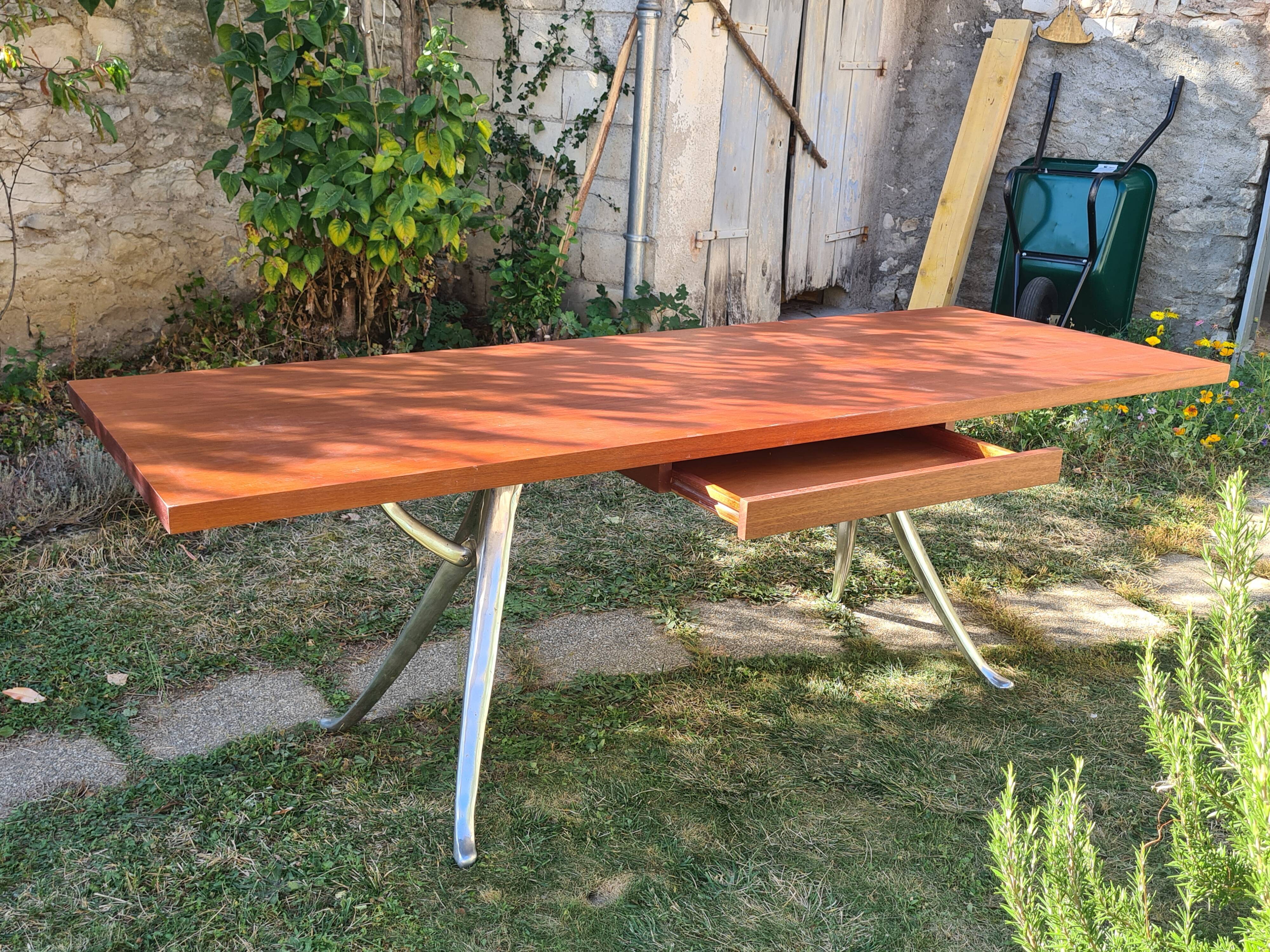 Desk/Table/Coffee table
