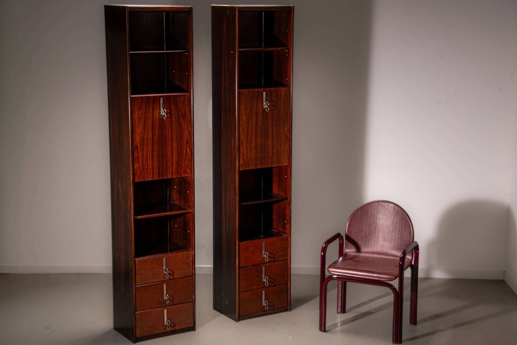 Pellicano series book cases by Vittorio Intorini for Saporiti circa 1970