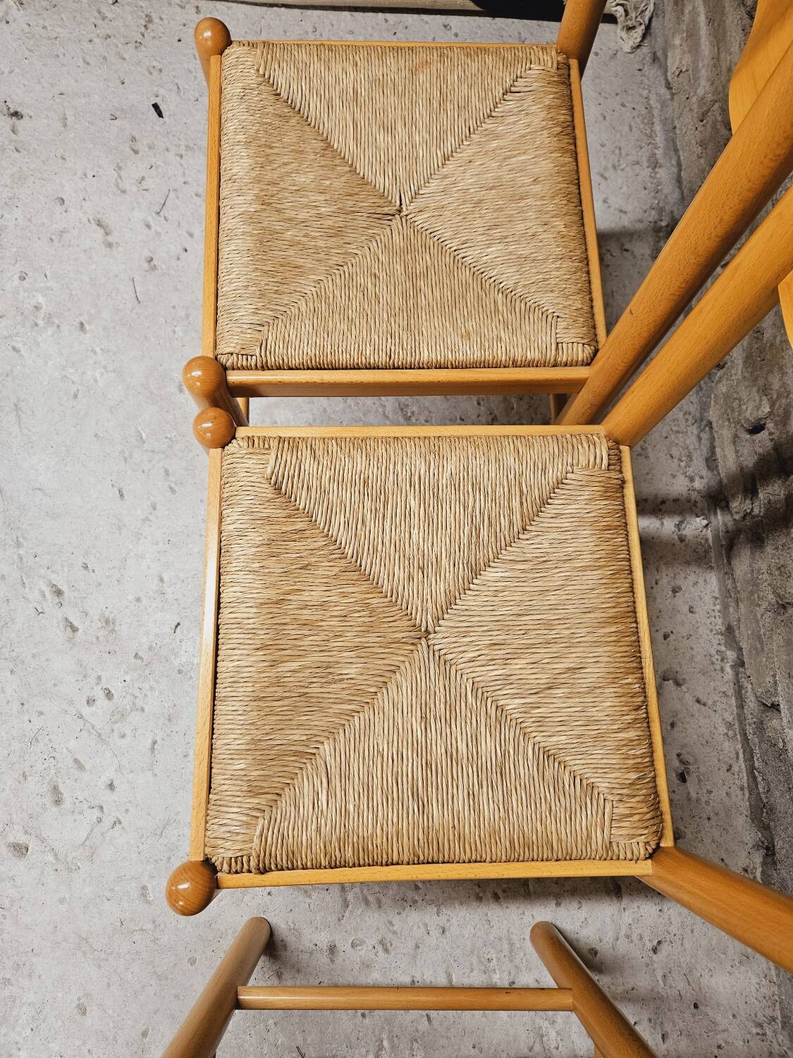 Set of 4 vintage pine and rush chairs