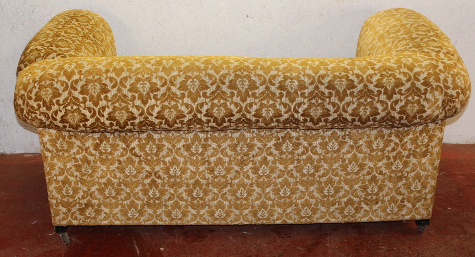 Drop end settee in material - gold colour ,