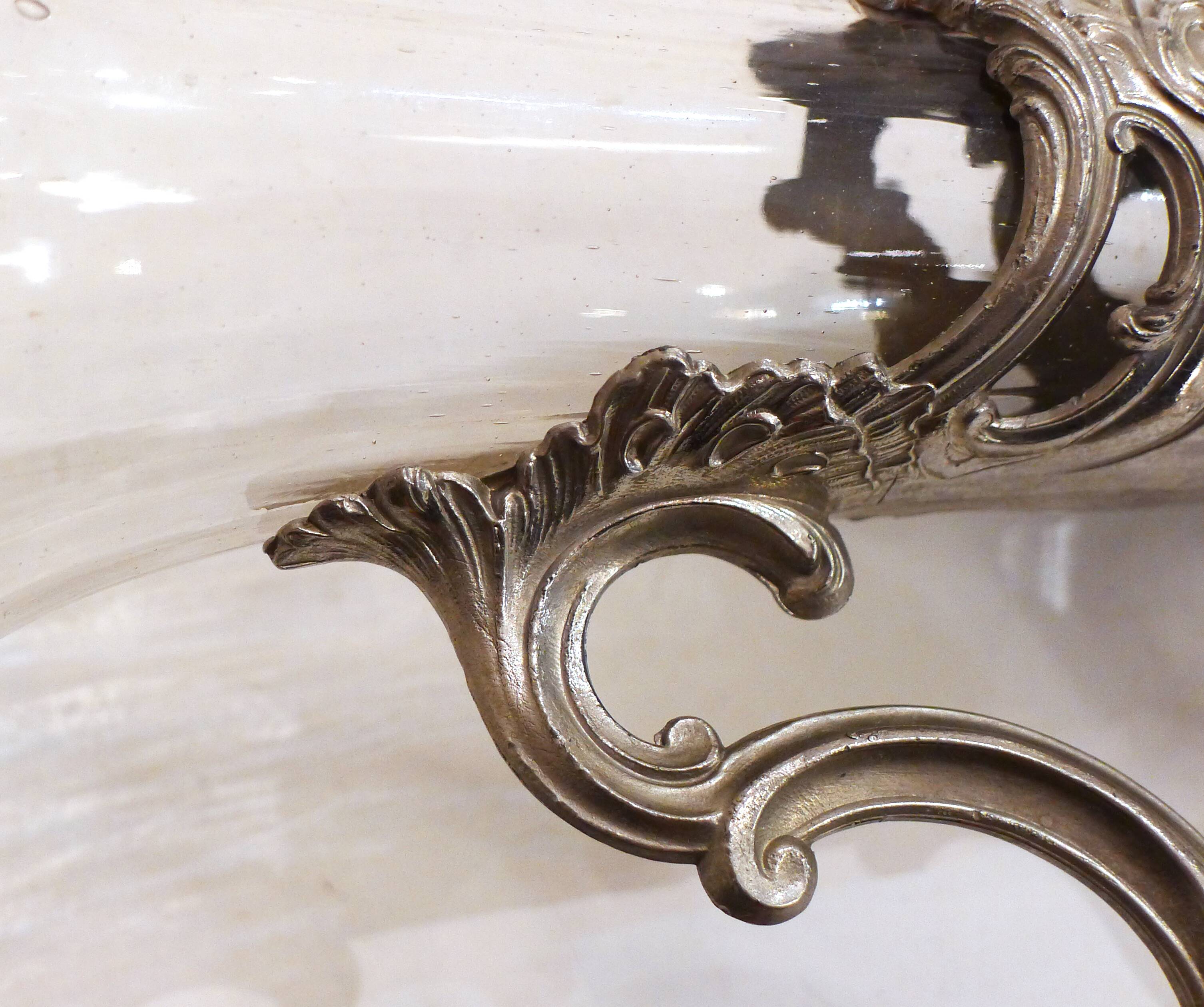 The Louvre's department carafe