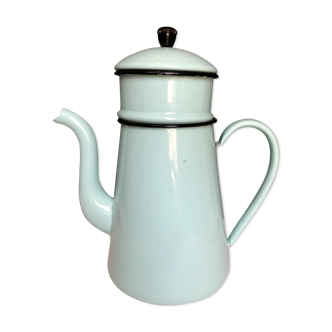 Cafetière en tôle émaillée