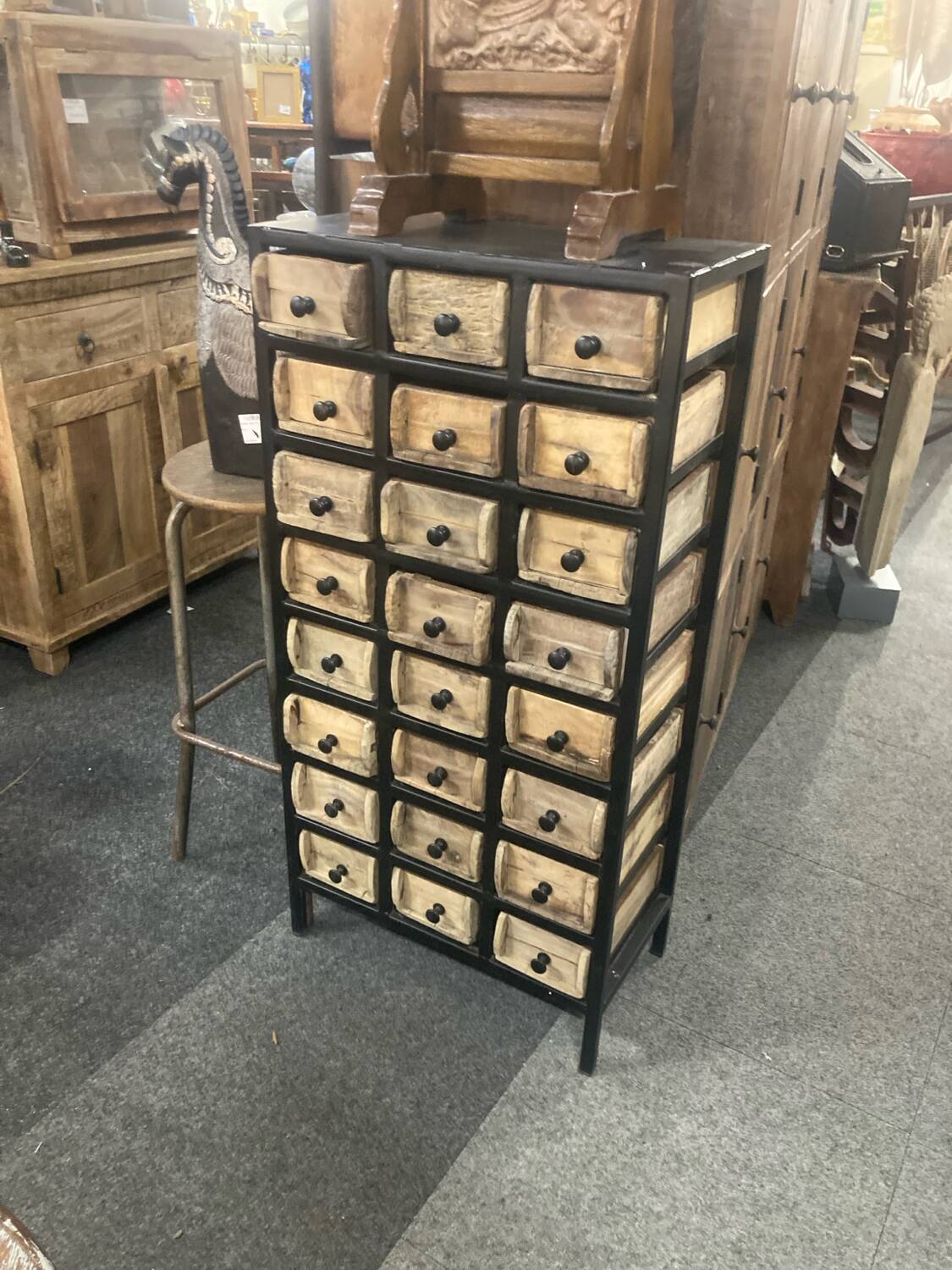 Meuble 24 Tiroirs de style industriel