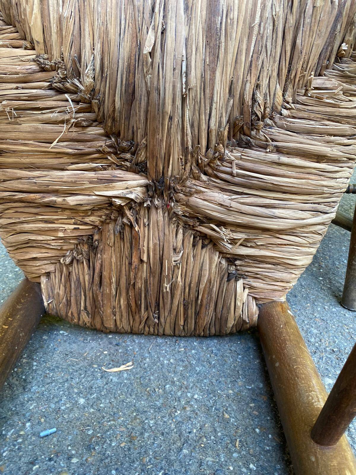 Set of 5 or 4 chic rustic traditional dining chairs with rush seats.